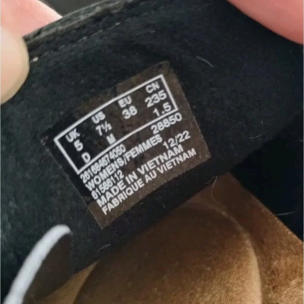 Clarks Black Leather Slip-On Shoes - Picture 8 of 9